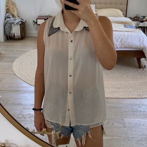 Kaitlyn Sleeveless collared button down